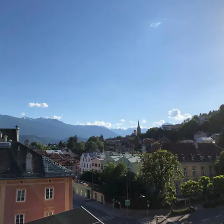 إم هيرزين فون شقة