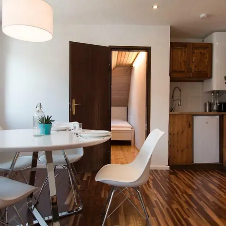 アパート Im Herzen Von インスブルック